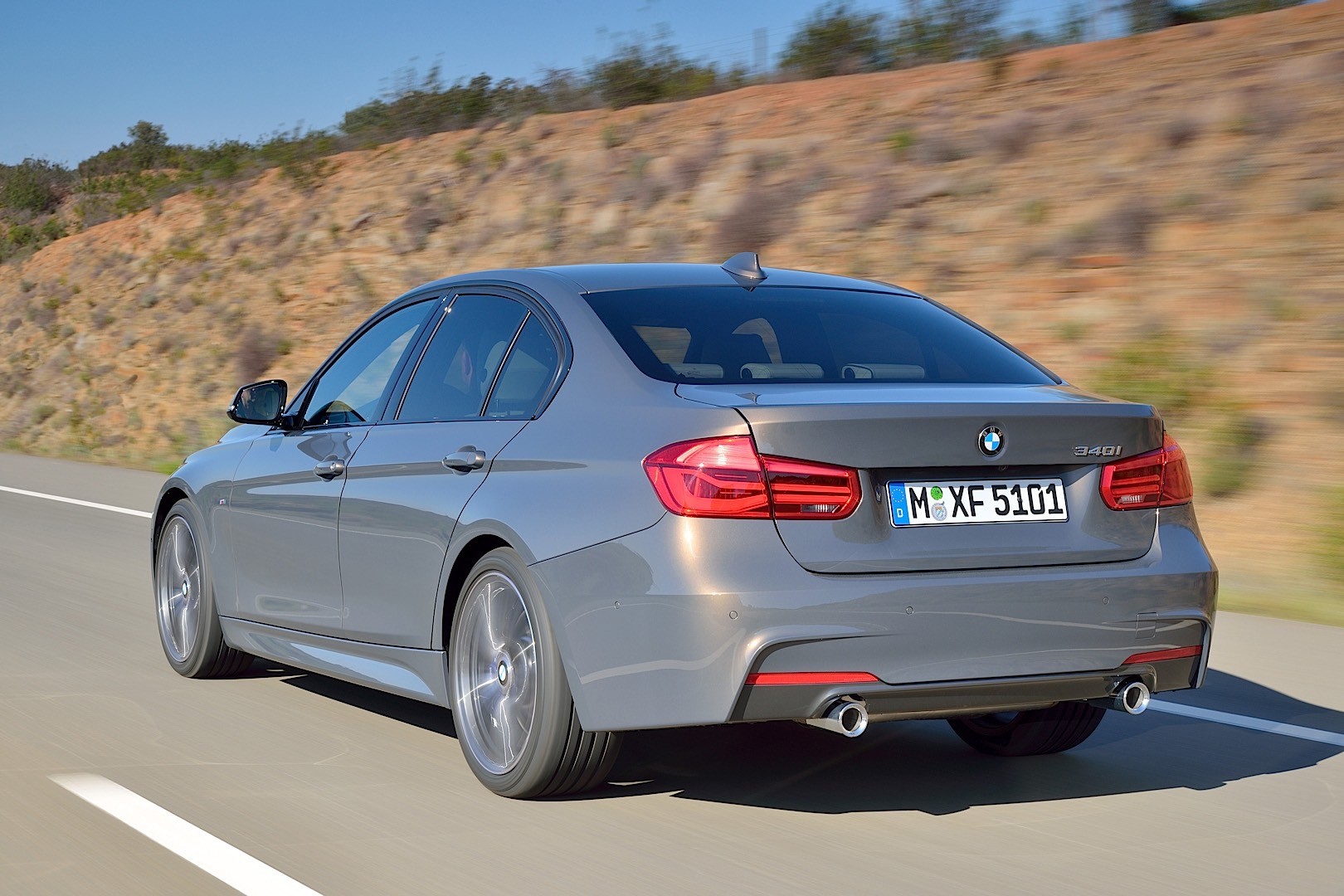 https://wcar.sets.lv/cars/BMW/3.sērija sedans/6cb548ac5be30aeafff5ab5671e75c03.jpg